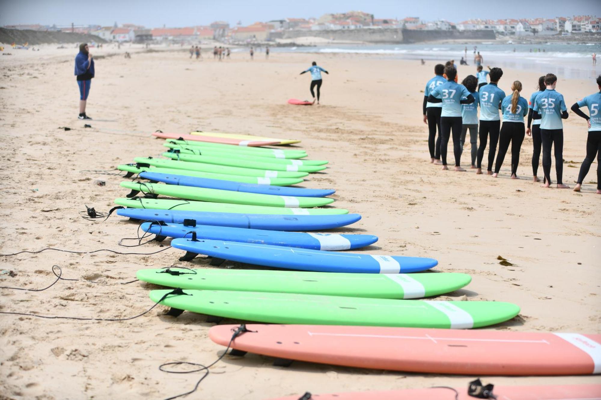 Go4Surf Beach Lofts Peniche Esterno foto